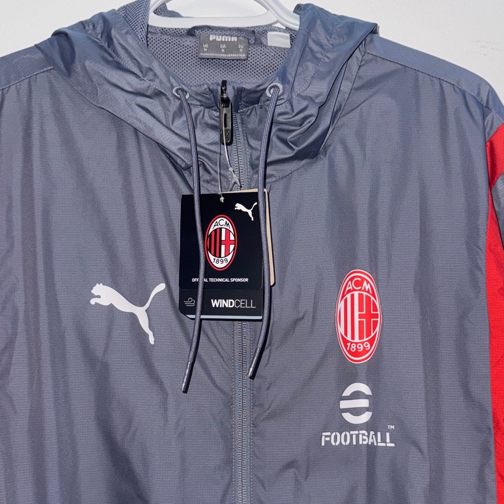BRAND NEW Puma Men's Gray and Red Windbreaker - Picture 3 of 8